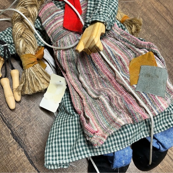 Vintage Tellon Collection Country Farm Girl Marionette Puppet Doll Wooden - Picture 3 of 11